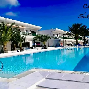 https://casa-sienna.in-canary-islands.com